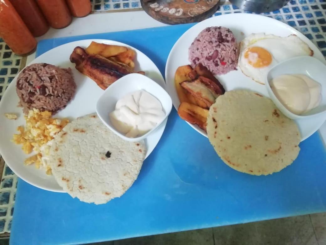 Donde Familia Manito Bed and Breakfast Paquera Εξωτερικό φωτογραφία